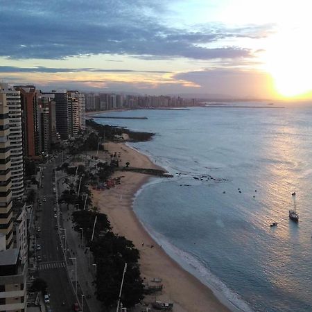 Flat Na Beira Mar Mucuripe Apartman Fortaleza  Kültér fotó